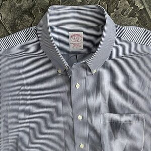 BROOKS BROTHERS ‘The Original Polo Shirt’ Navy & White Striped Button-up Preppy